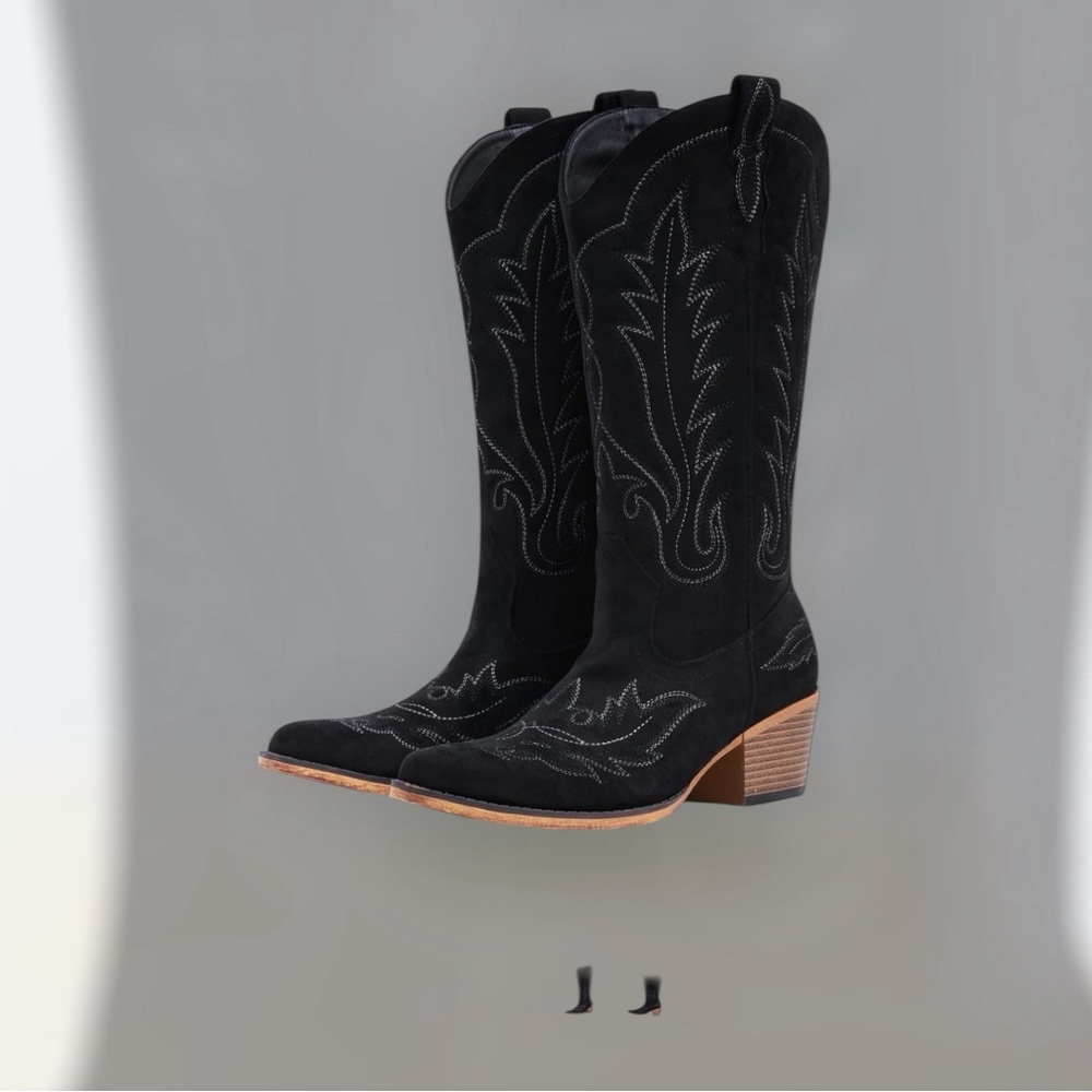 Elegant Black Suede Heeled Western Boots